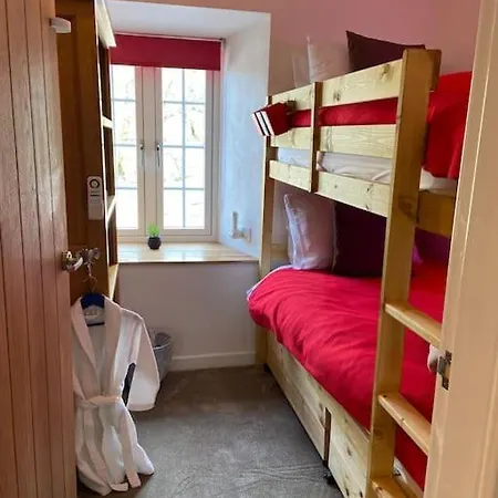 Casa de Férias Rural 5* Cottage, Winton With Hot Tub, New. Winton (Cumbria)