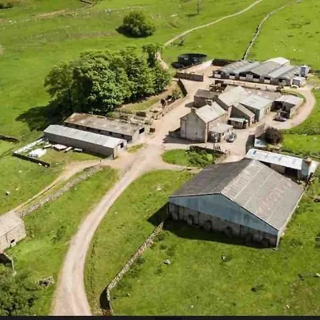 Rural 5* Cottage, Winton With Hot Tub, New.