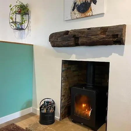 Casa vacanze Rural 5* Cottage, Winton With Hot Tub, New.
