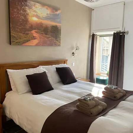 Rural 5* Cottage, Winton With Hot Tub, New. *