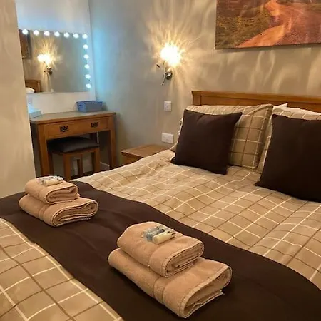 Nyaraló Rural 5* Cottage, Winton With Hot Tub, New.